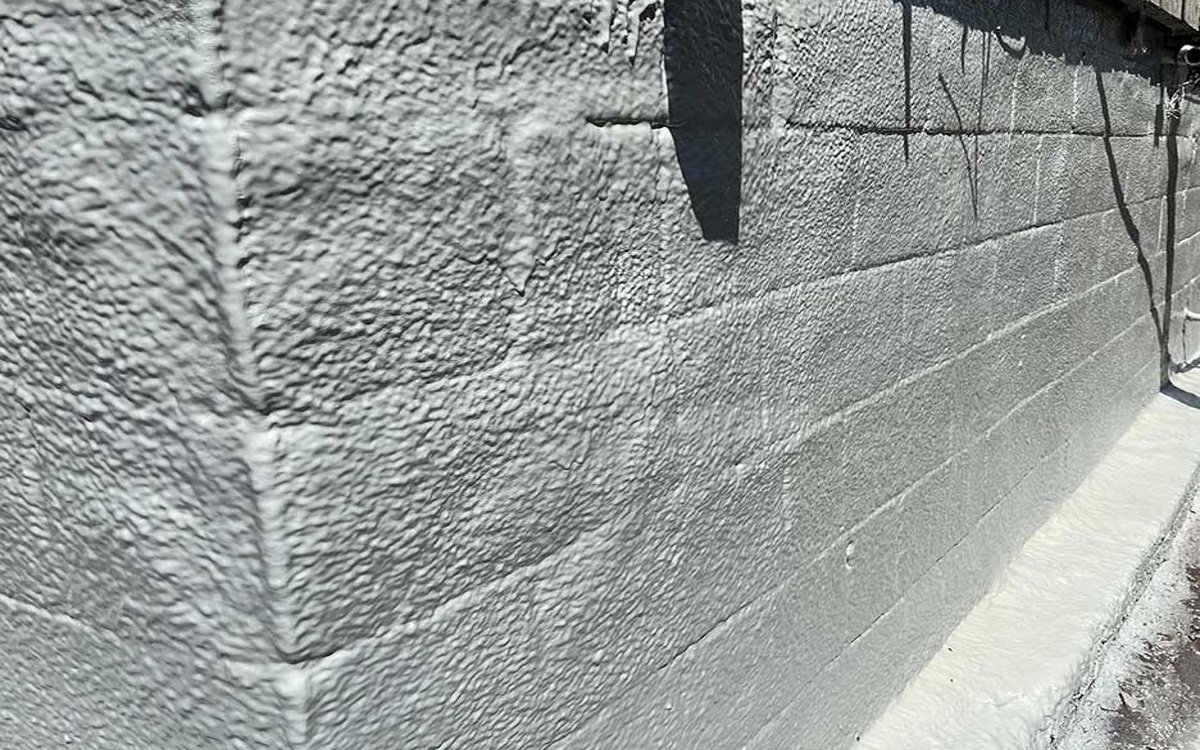 2K hidroizolācijas membrāna uz betona pamata sienas